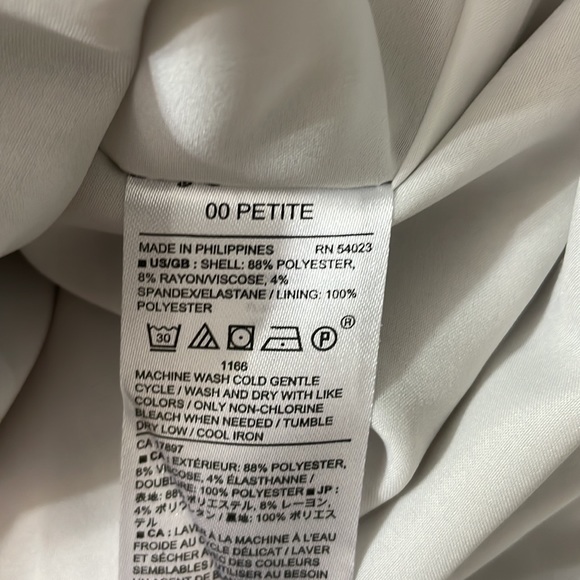 Banana Republic Factory Skirt NWOT - Picture 5 of 5